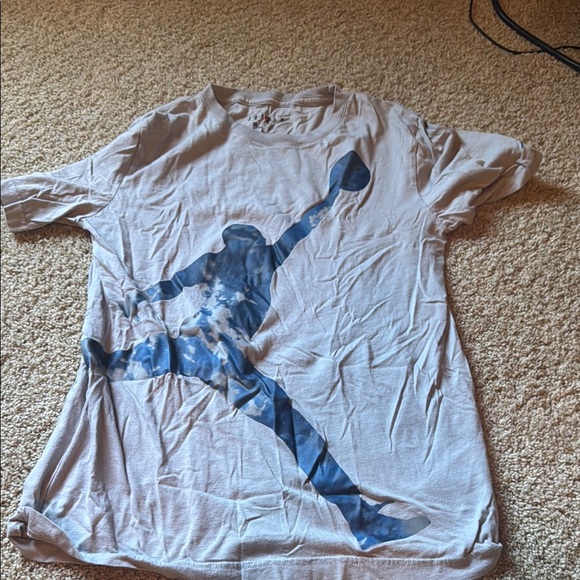 Graphic T-Shirt with Blue Silhouette - Picture 1 of 2